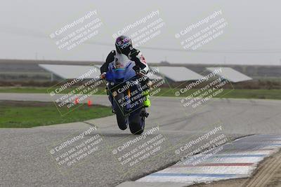 media/Nov-30-2025-TrackDaz (Sun) [[d8b22663df]]/B Group/Session 5 (Wheelie Bump)/